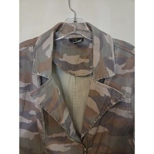 Venus camo jacket-size 14